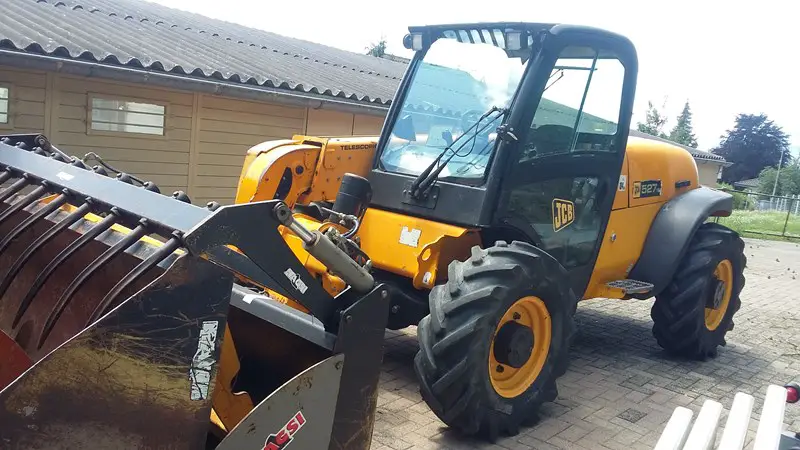 Teleskoplader Teleskopstapler Hoflader JCB 527-55 4WS, mit Krokozange 215 cm, Grossraumschaufel