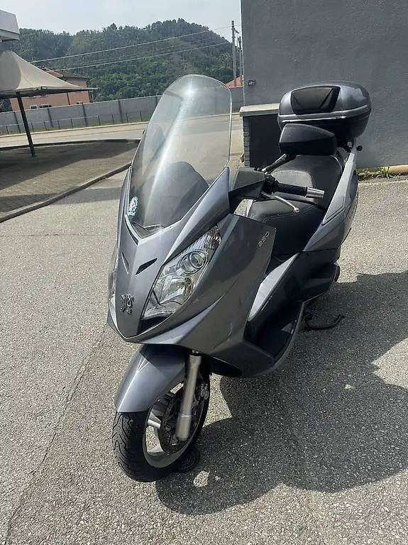 Scooter peugeot