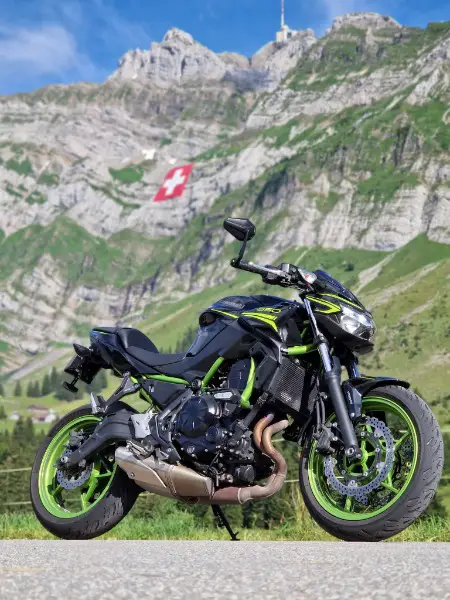 Kawasaki Z650 Jahrgang 2020 ca. 22’000km 6"200 CHF