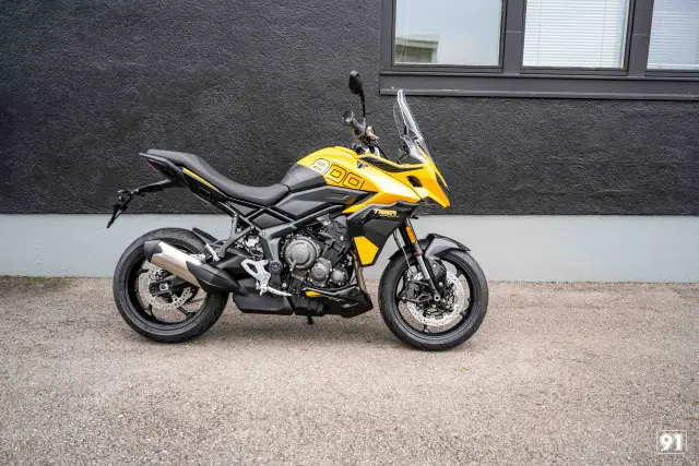 triumph tiger sport 800