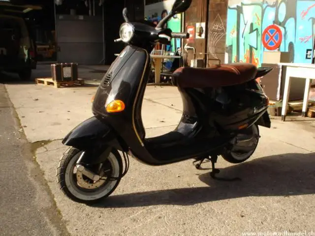 piaggio vespa 125 et4