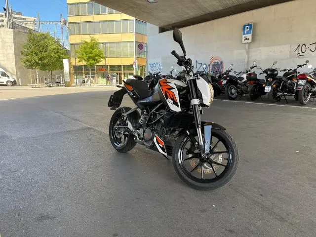 ktm 125 duke
