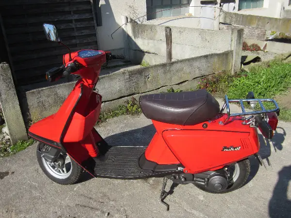 Roller YAMAHA Salient 14 T / Roller 50 ccm