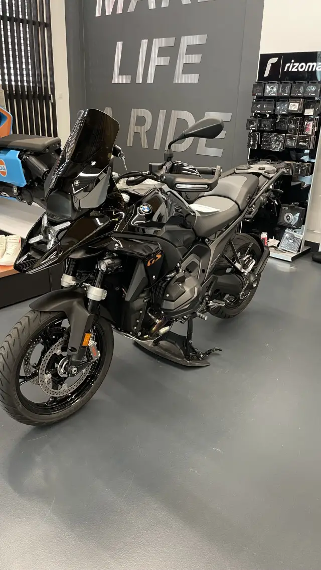 BMW R 1300 GS Triple Black