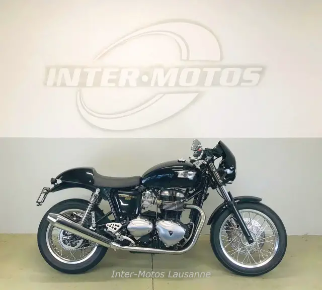 triumph thruxton 900
