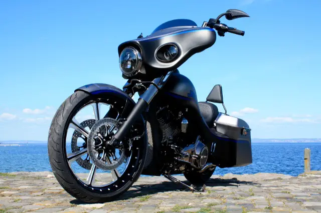 harley-davidson custom