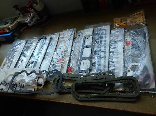 Konvolut viele Motordichtungen FIAT 124 125 131 Lancia Beta