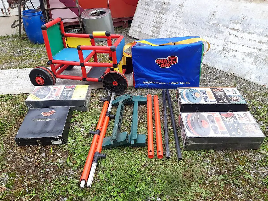 Gartenspielzeug Grossformat