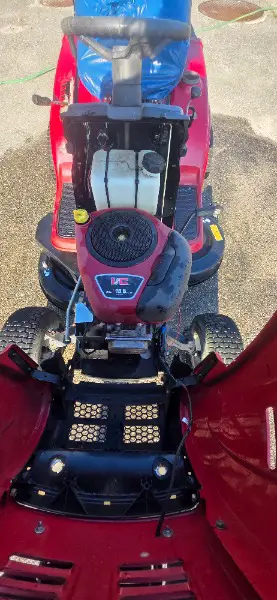 Rasentraktor Toro DH 140 – 15.5 PS – Sofort einsatzbereit