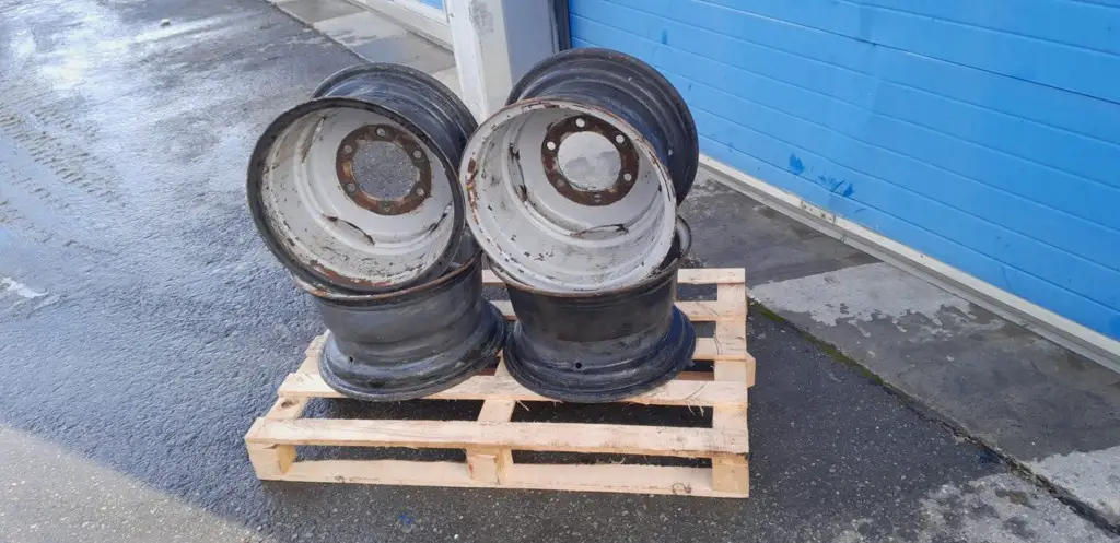 Felgen zu Kramer (320) Radlader