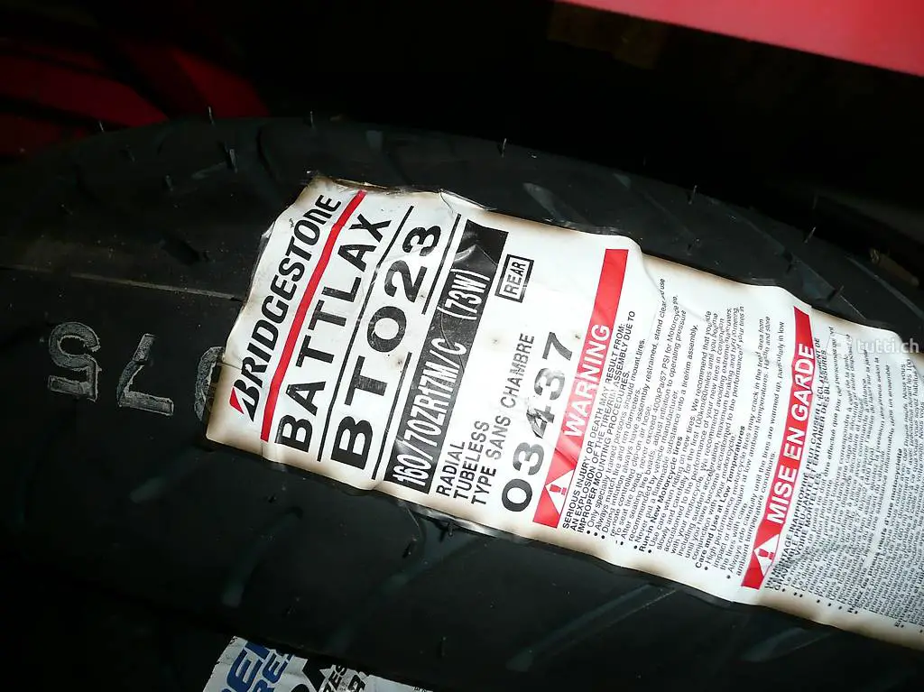 Motorrad Pneu Lagerraumung 160/70R17 Britgeston BT23R