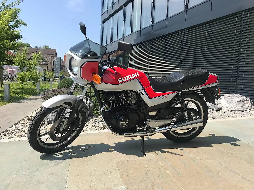 Suzuki GSX 250E