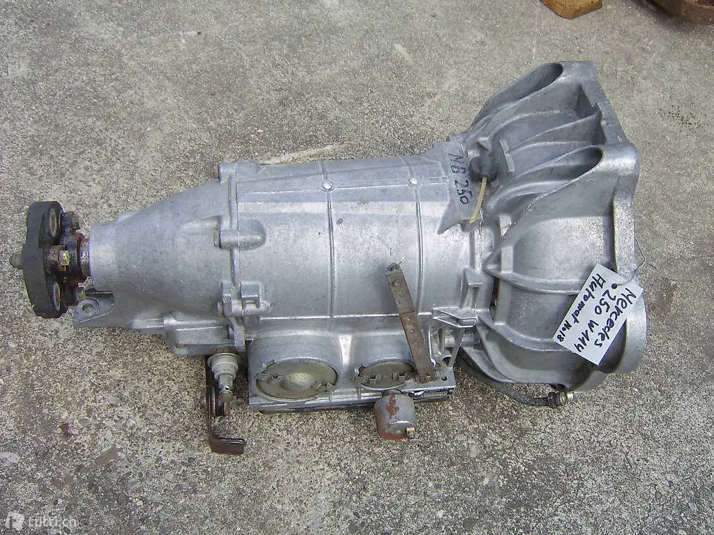 Oldtimer Mercedes 250 W114 sehr schönes Automat - Getriebe