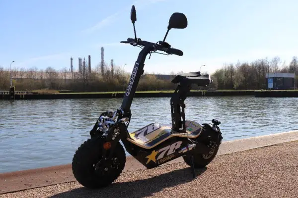 E-Scooter Mad 1600W Strassenzugelassen