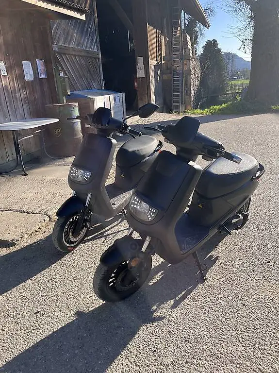 Elektro Roller XT 2000 45km/h