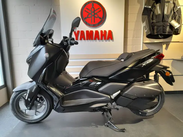 yamaha x-max 300 tech max