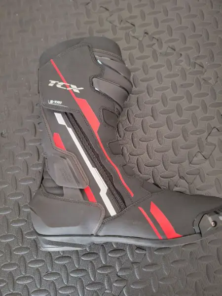 TCX S-TR1 Motorrad Stiefel schwarz weiss rot 46 Neu