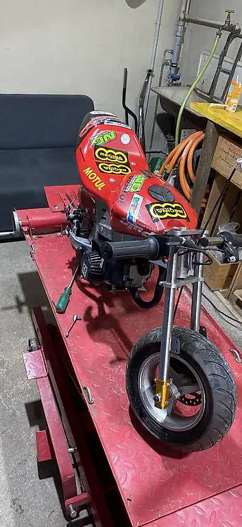 2 Pocket bikes (2 Takt)